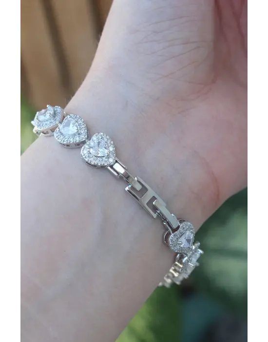 Vip Seri Pirinç Zirkon Taşlı Gümüş Renk Kalp Model Bileklik