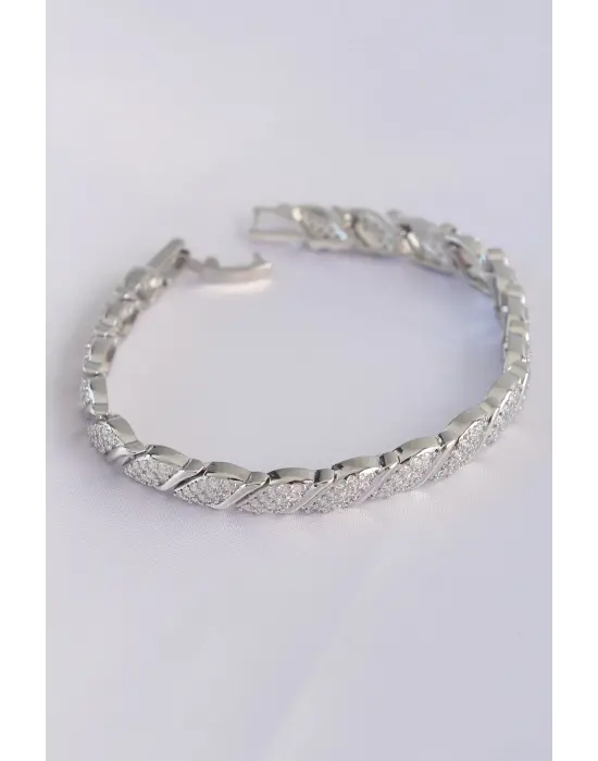 Vip Seri Pirinç Zirkon Taşlı Gümüş Renk Sarmal Model Bileklik