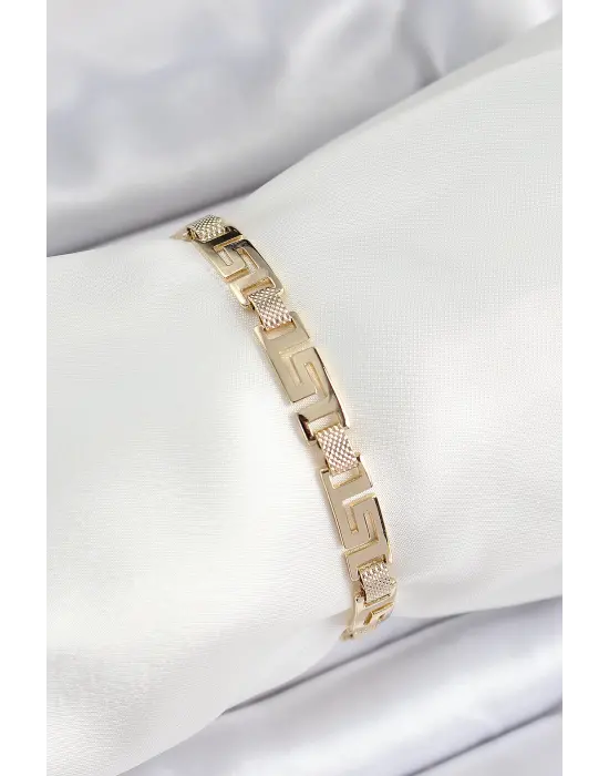 Xuping Pirinç Parçalı Labirent Model Gold Renk Kadın Bileklik