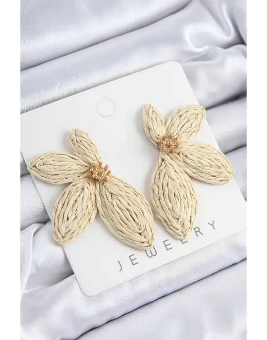 Yarım Çiçek Model Bej Renk Kadın Hasır Küpe