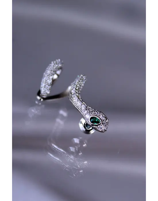 Yeşil Gözlü Zirkon Taş Kaplama Yılan Küpe
