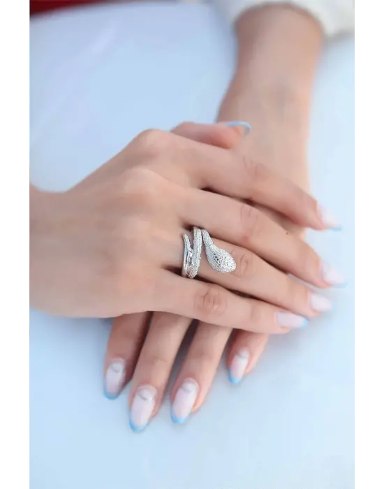 Yılan Figürlü Gümüş Renk Kadın Yüzük