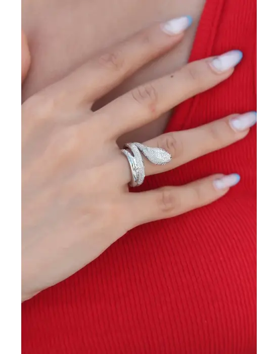 Yılan Figürlü Gümüş Renk Kadın Yüzük