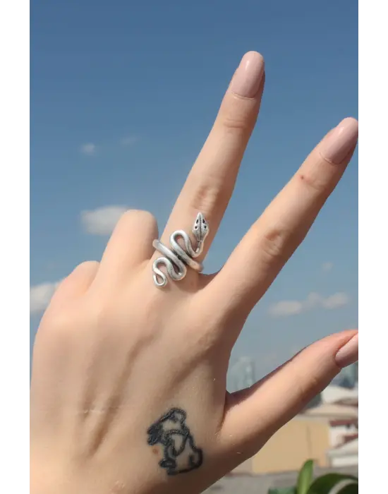 Yılan Figürlü Metal Ayarlamalı Antik Yüzük