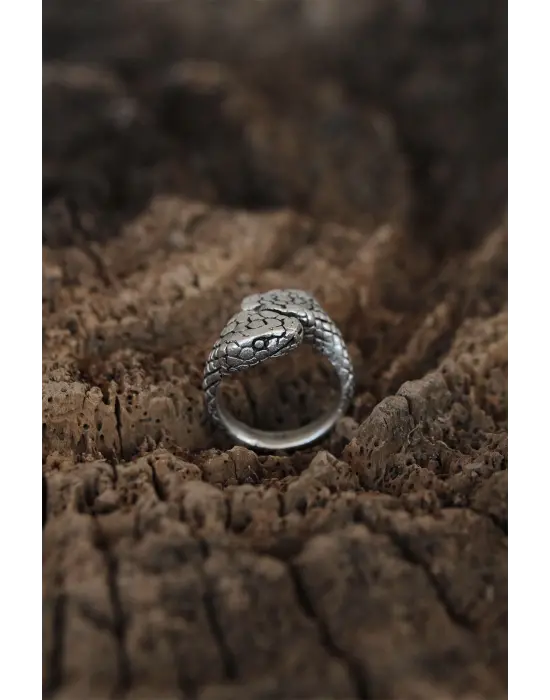 Yılan Tasarımlı Ayarlamalı Erkek Yüzük