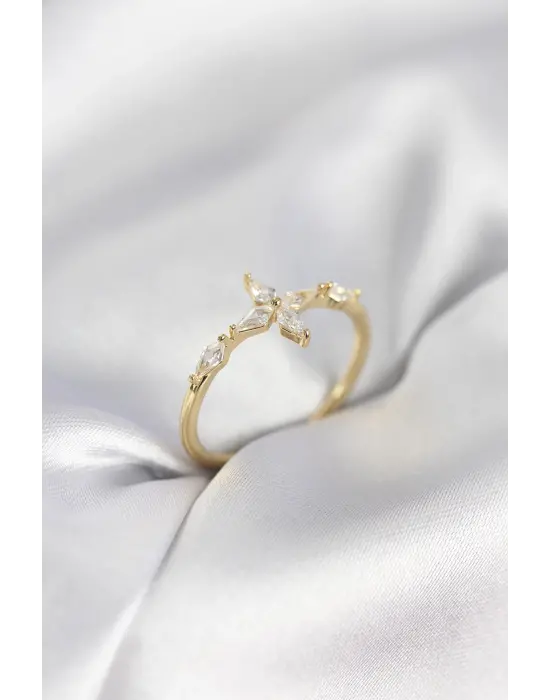 Yıldız Model Zirkon Taşlı Gold Renk Kadın Yüzük