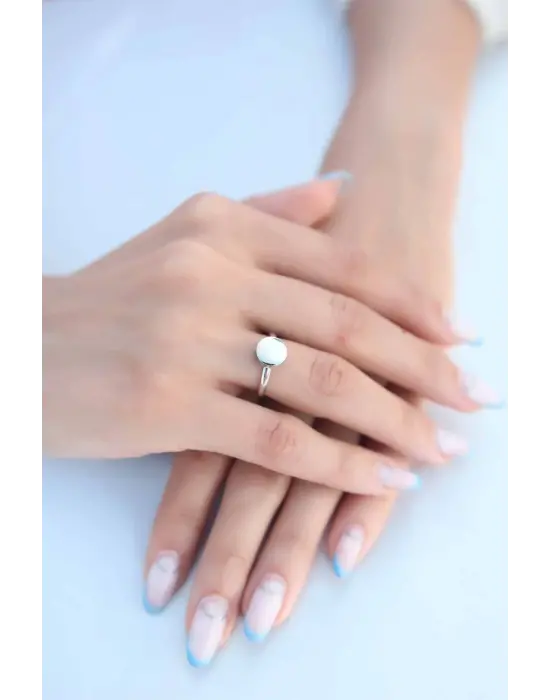 Yuvarlak Plaka Gümüş Renk Kadın Yüzük