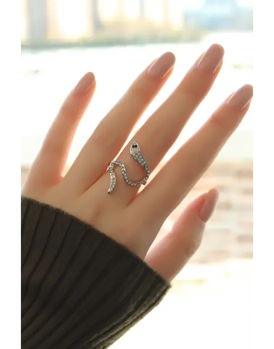 Zirkon Taşlı Gümüş Renk Yılan Yüzük