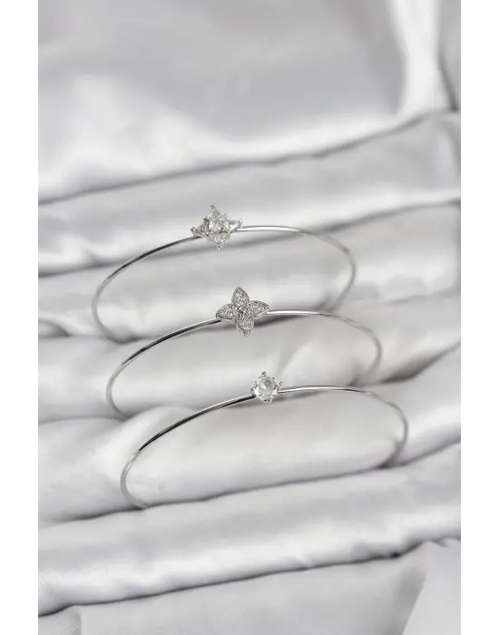 Zirkon Taşlı Gümüş Renk Yonca Model 3lü Kadın Bileklik Kombini