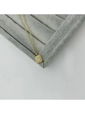 Kare Taşlı Altın Renk Küçük Baget Kolye