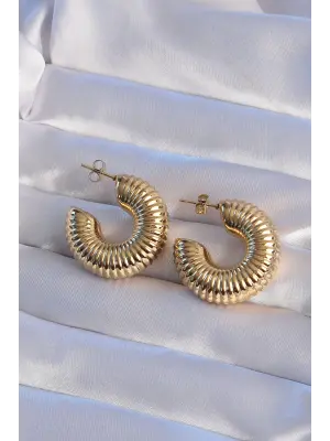   Altın Bombeli Çizgi Plaka Halka Küpe