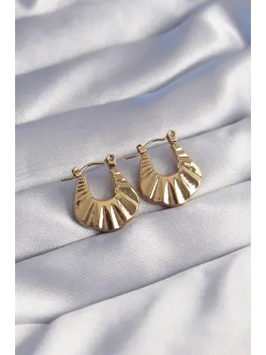   Altın Kabartmalı Görünüm Küpe