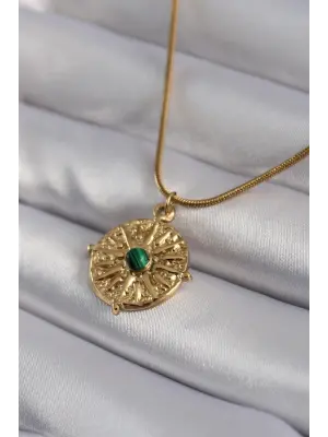  Altın  Yeşil Taşlı Kutup Yıldızı İşleme Madalyon Model  Çelik Kolye