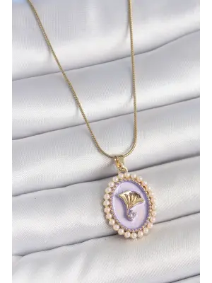 316L Çelik Gold Renk Zincir Mor Mineli İncili Zirkon Taşlı Çiçek İşlemeli Portre Model Kadın Kolye