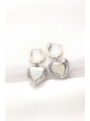   Gümüş Bombeli Kalp Tasarımlı Küpe