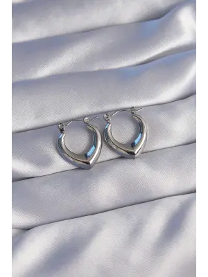   Gümüş İçi Oval Tasarımlı Küpe