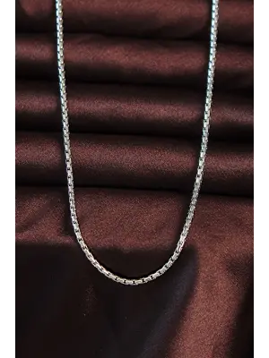 316L Çelik Gümüş Renk İnce Arnavut Zinciri Tasarımlı Kolye