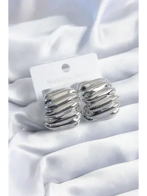 316L Çelik Gümüş Renk İşlemeli Kare Model Kadın Küpe