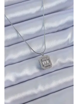  Gümüş  Kare Zirkon Taş Model  Çelik Kolye