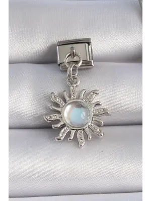 316L Çelik Gümüş Renk Sallantılı Beyaz Minelik Güneş Figür Nomination Charm