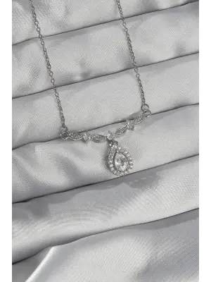  Gümüş  Zirkon Taşlı Damla Çelik Kolye