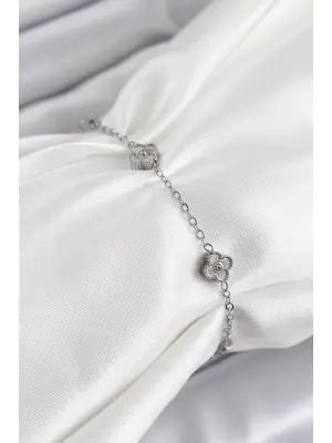 316L Çelik Yonca Model Gümüş Renk Kadın Bileklik