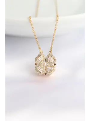  Zincir Altın  Zirkon Taşlı Kalpli Detay Yonca Çelik Kolye