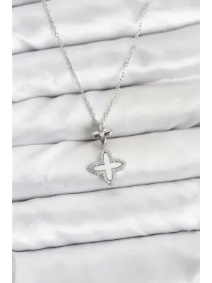 316L Çelik Zincir Gümüş Renk 4 Yapraklı Yonca Model Zirkon Taşlı Kadın Kolye