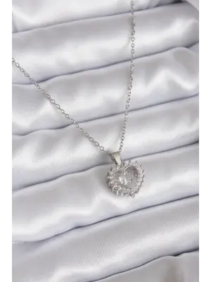 316L Çelik Zincir Gümüş Renk Zirkon Taşlı Kalp Model Kadın Kolye