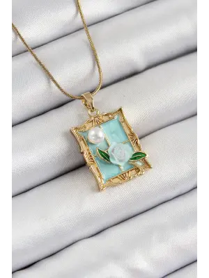 316L Çelik Zincir Turkuaz Sanatsal Portre İnci Detaylı Gül Figürlü Model Gold Renk Kadın Kolye