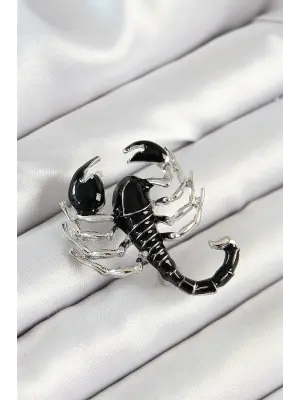 3D Siyah Akrep Figürlü Gümüş Renk Kadın Broş