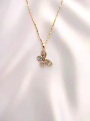 Gold Kelebek Model Renk Taşlı Kolye