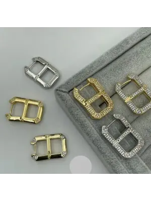 Serenay Sarıkaya Küpesi 8 Sonsuz İşareti Gold + Gümüş