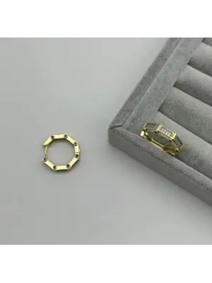 Yakut Taşlı Halka Model Seranay Küpesi