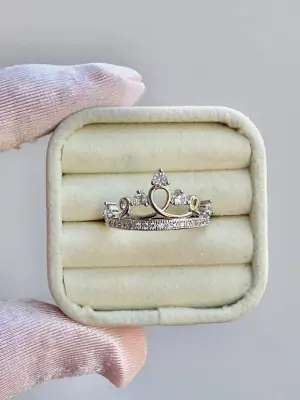 Prenses Tacı Taşlı Zarif Genç Kız Yüzüğü