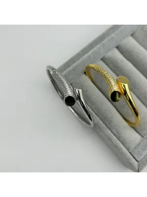 Taş Detaylı Modern Tasarım Çelik Kelepçe Bileklik (Gold & Silver)