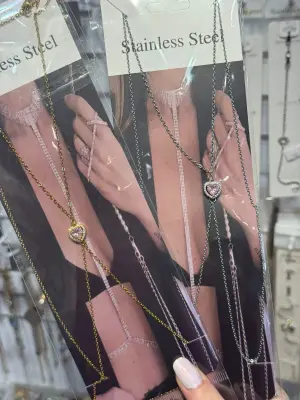 Kalp Taş Detaylı Zincirli Vücut Kolyesi Işıltılı Vücut Zinciri