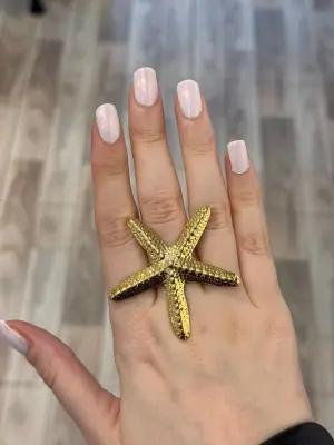 Büyük Boy Kabartmalı Deniz Yıldızı Model Altın Kaplama Yüzük