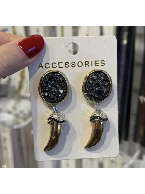 Siyah Taşlı Pençe Ucu Fil Dişi Gold Çelik Küpe