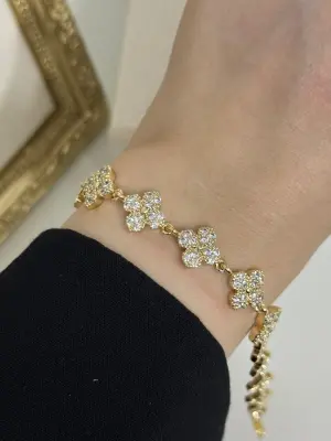 Küçük Taşlı 4 Yaprak Yonca Motifli Vip Xuping Kadın Bileklik