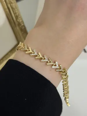 Çoklu V Model (Ok Şekli) Taşlı Gümüş Kaplama Çelik Bileklik