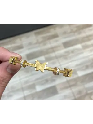 Altın Renkli Charmlı Kelebek Detaylı Ayarlanabilir Çelik Kelepçe