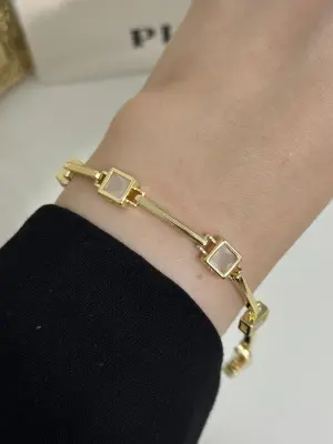 Çelik Kadın Bilekliği Kare Taşlı 14K Altın Kaplama