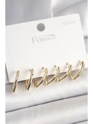 925 Ayar Gümüş Çivi Pirinç Gold Renk Üçgen Model Kadın Küpe Seti