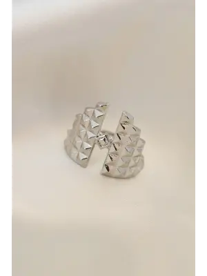 Ayarlamalı Gümüş Renk Metal Zirkon Taşlı Piramit Yüzük