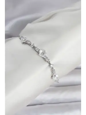 Baget Zirkon Taşlı Çiçek Model Gümüş Renk Asansörlü Kadın Bileklik