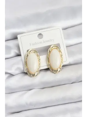 Beyaz Badem Model Vintage Kadın Küpe