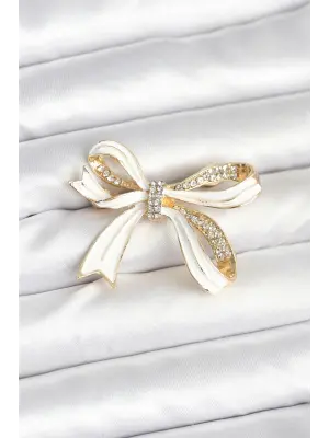 Beyaz Renk Fiyonk Model Broş