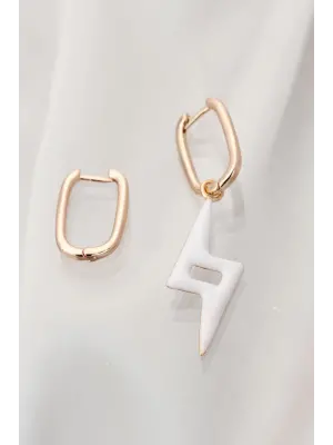 Beyaz Şimşek Model Çelik Küpe