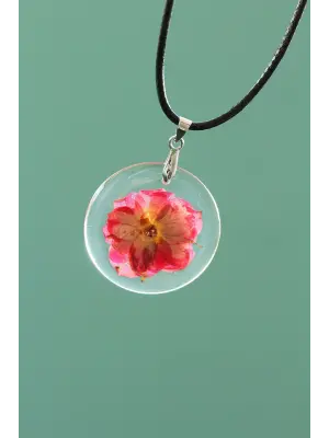 Canlı Çiçek Tasarımlı Kadın Kolye